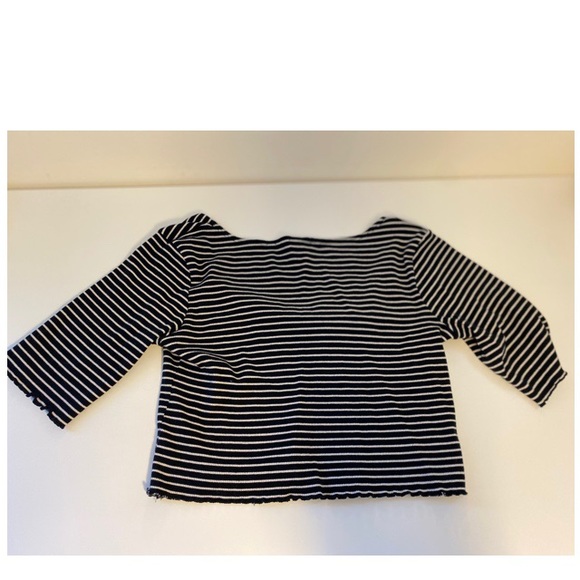 WILD FABLE TOP - Picture 2 of 2